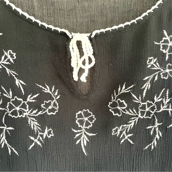 Vintage Hippie Shirt Black Embroidered Blouse long sleeve Kaaku 90s Boho - Picture 4 of 7